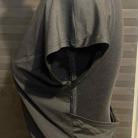 BUNDLE OF TWO BARE BACK WOMEN'S BLOUSES PINK & BLACK POLYESTER BLEND SIZE LARGE - Picture 5 of 5